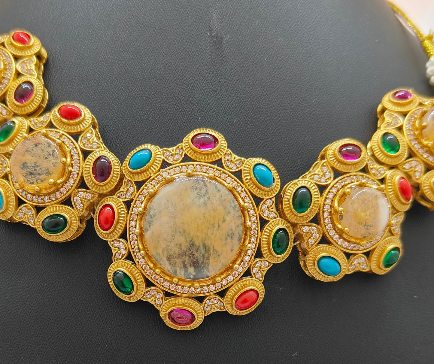 Royal Navratna Heritage Set