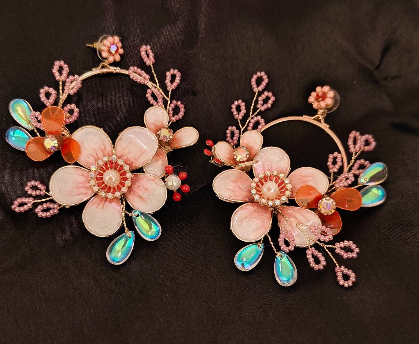 Whimsical Bloom Earrings (Peach)