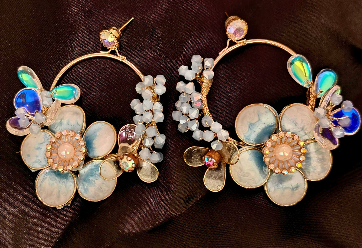 Sky Petal Chic Earrings