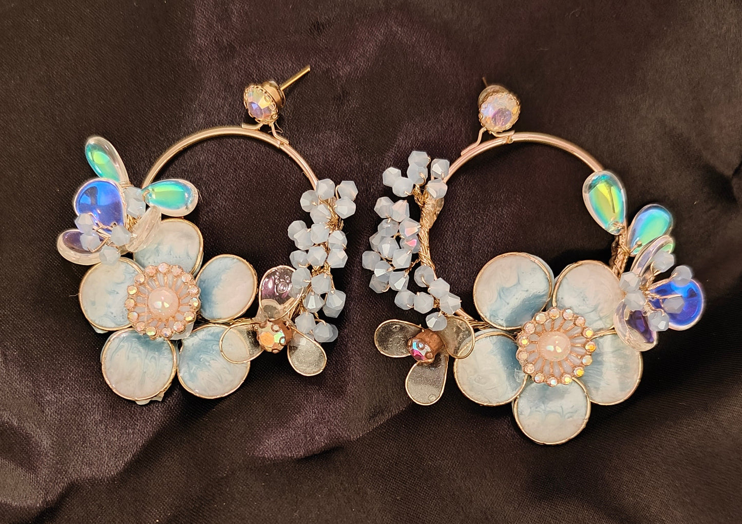 Sky Petal Chic Earrings